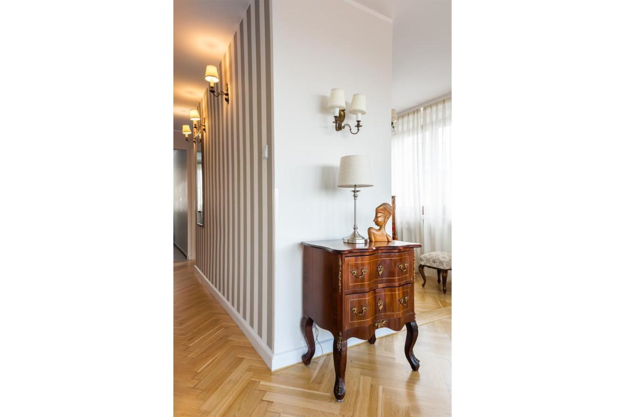 ורשה Old Town Square Apartament מראה חיצוני תמונה